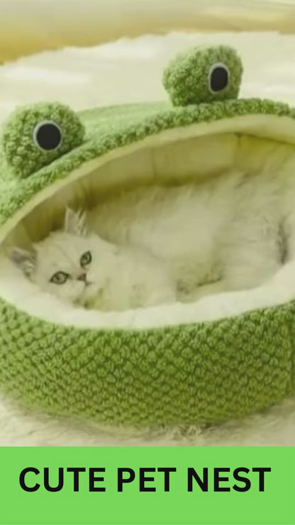 Semi-Enclosed Frog Shaped Winter Warm Pet Bed House