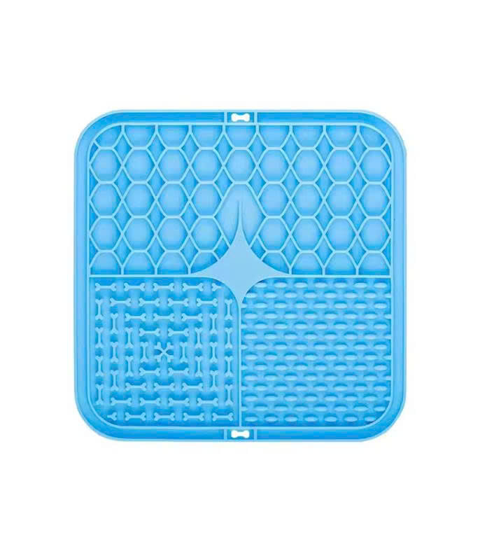 Summer Cooling Slow Feeder Pet Licking Mat with Suction Cups
